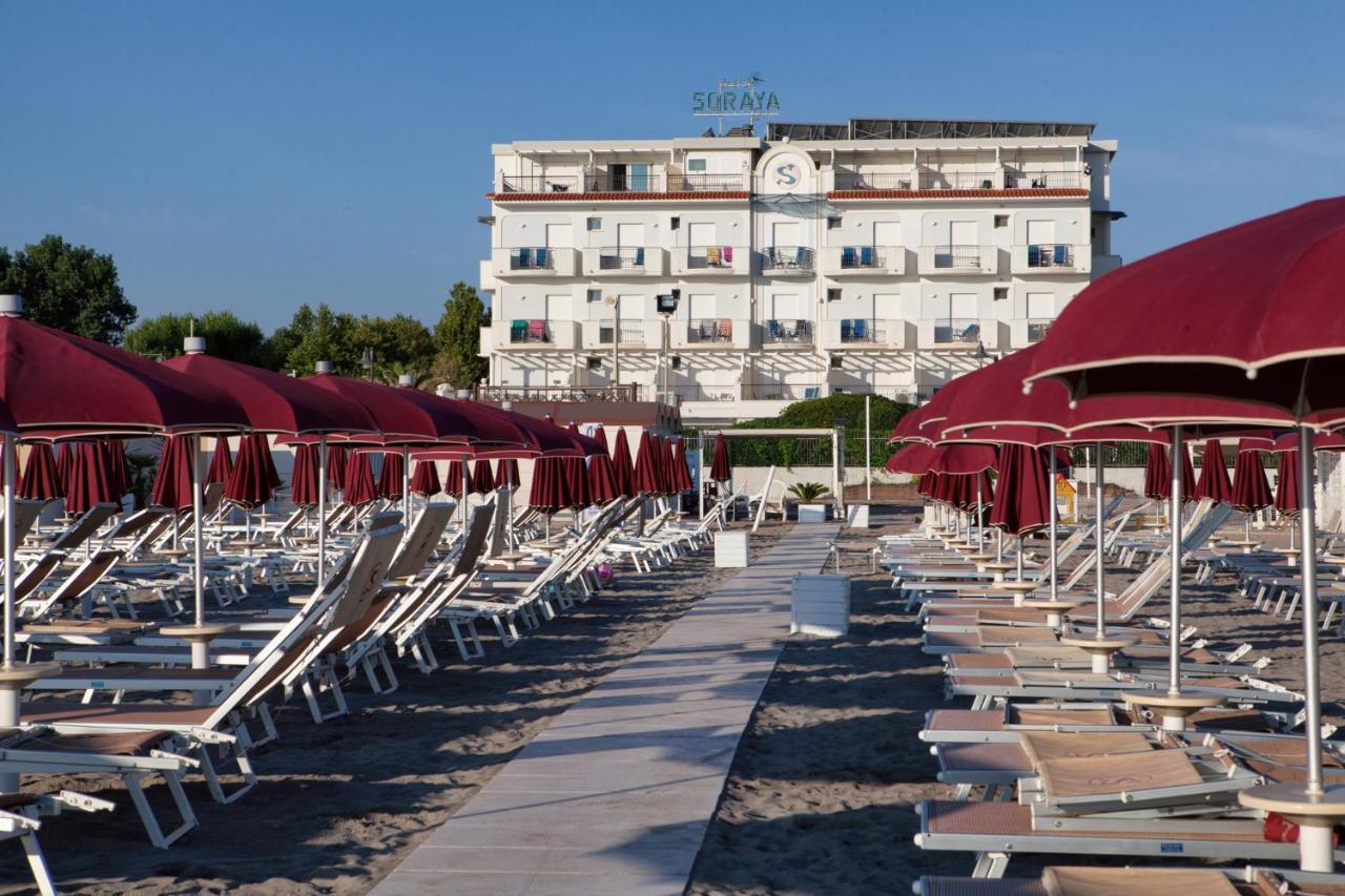 Hotel Soraya - Spiaggia Sawasdee Риччоне Экстерьер фото